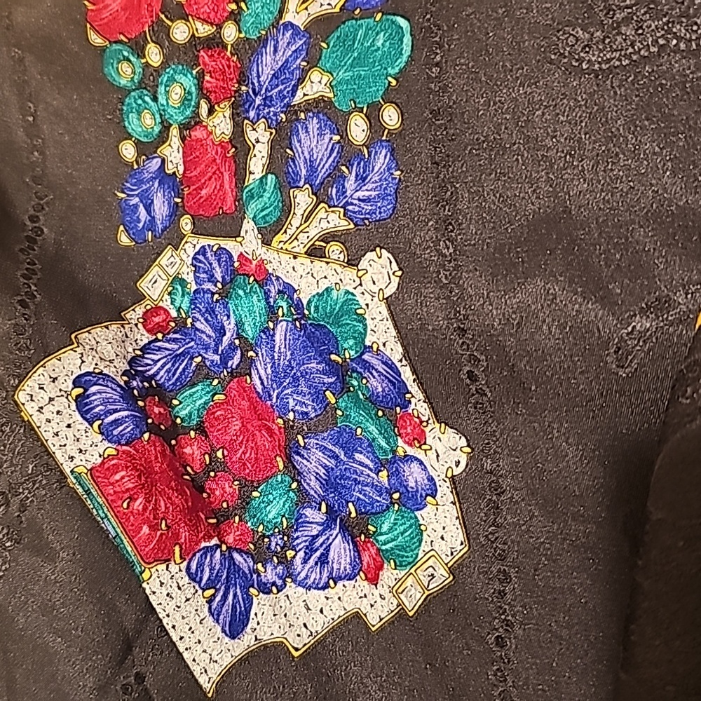 CARTIER 100% Silk Scarf EUC - Picture 3 of 11